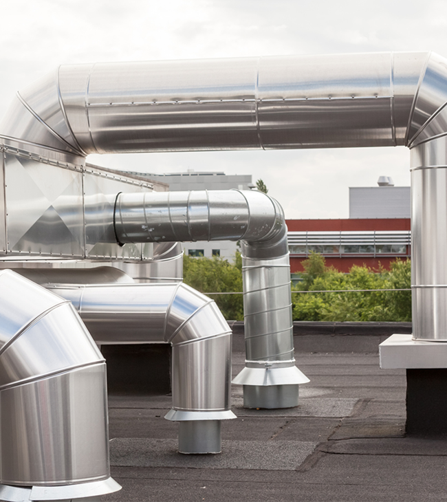 CBREs team installerer nyt ventilationsanlæg